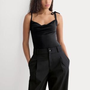 Tanktop mit verstellbaren Trägern und drapiertem Ausschnitt