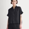 Boxy-Leinenhemd mit lockerer Passform und klassischem Button-Down-Design