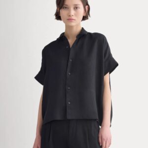 Boxy-Leinenhemd mit lockerer Passform und klassischem Button-Down-Design