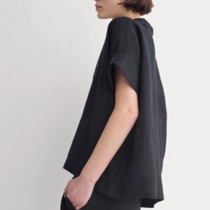 Boxy-Leinenhemd mit lockerer Passform und klassischem Button-Down-Design